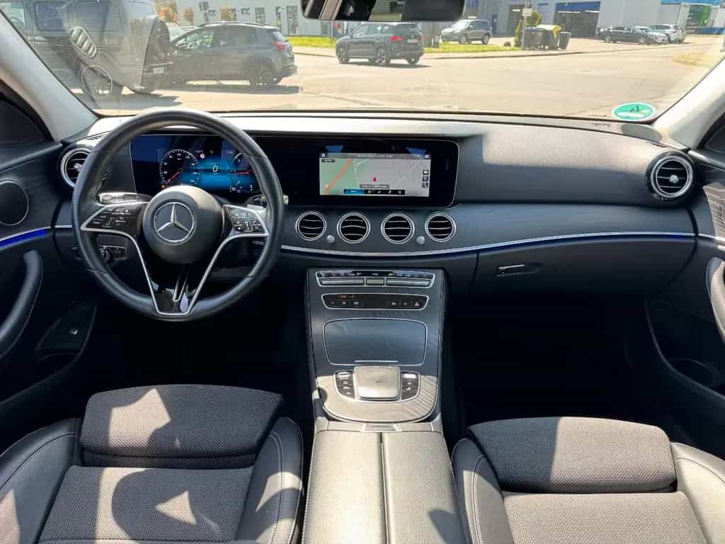 Mercedes-Benz E-Class d T-Modell  Keyless*Totwinkel-Assist. *LED 11/2021-photo-18