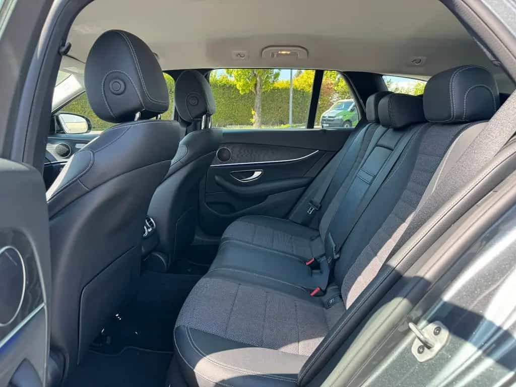 Mercedes-Benz E-Class d T-Modell  Keyless*Totwinkel-Assist. *LED 11/2021-photo-27