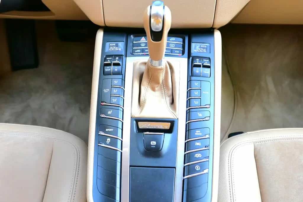 Porsche Macan S Sport ALLRAD, AHK VORBEREITUNG, DSG NAVI 01/2016-photo-12