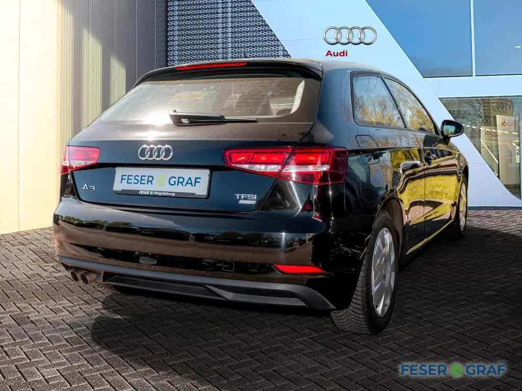 Audi A3 1.4TFSI Xenon/Navi+/GRA/PDC/AHK 08/2016-photo-1