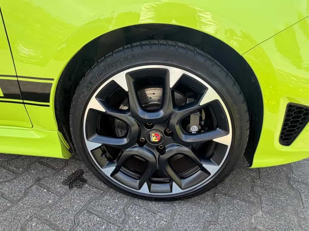 Abarth 595 Competizione 180PS Xenon NAV Carplay Scheckh 04/2019-photo-17