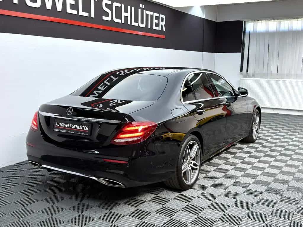 Mercedes-Benz E-Class 300 Limousine *AMG Line*Navi*LED* 02/2020-photo-15