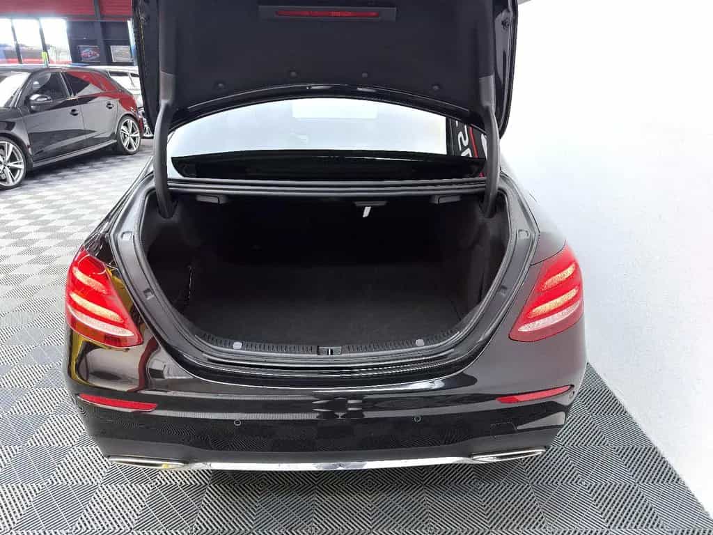 Mercedes-Benz E-Class 300 Limousine *AMG Line*Navi*LED* 02/2020-photo-16