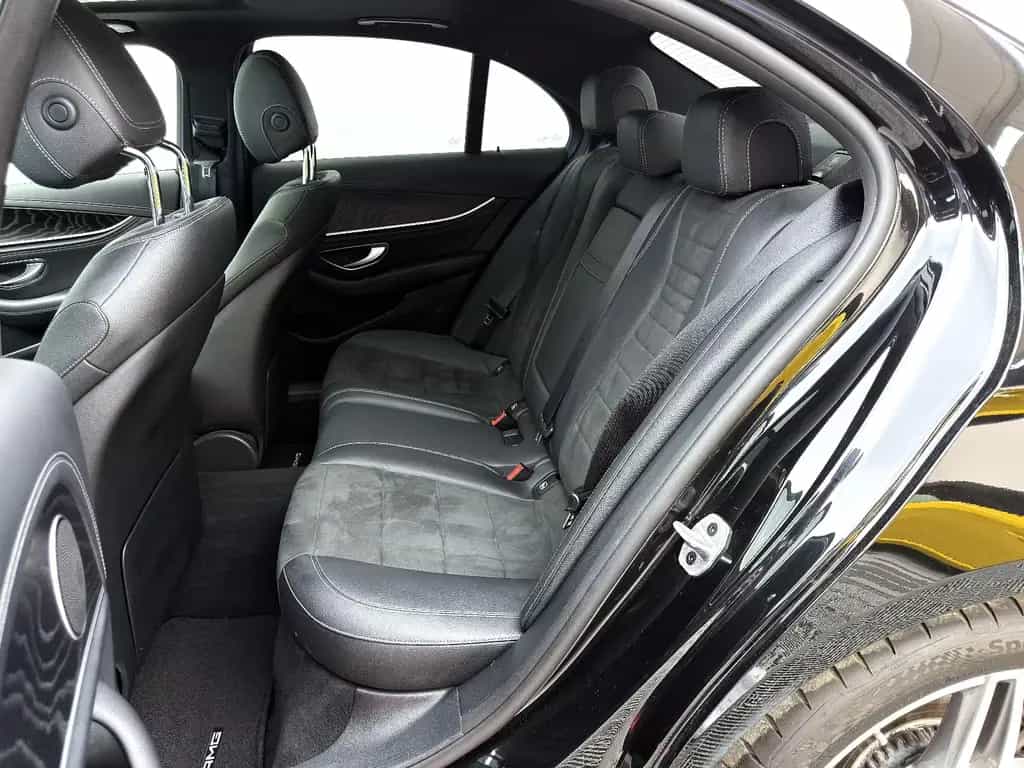 Mercedes-Benz E-Class 300 Limousine *AMG Line*Navi*LED* 02/2020-photo-6