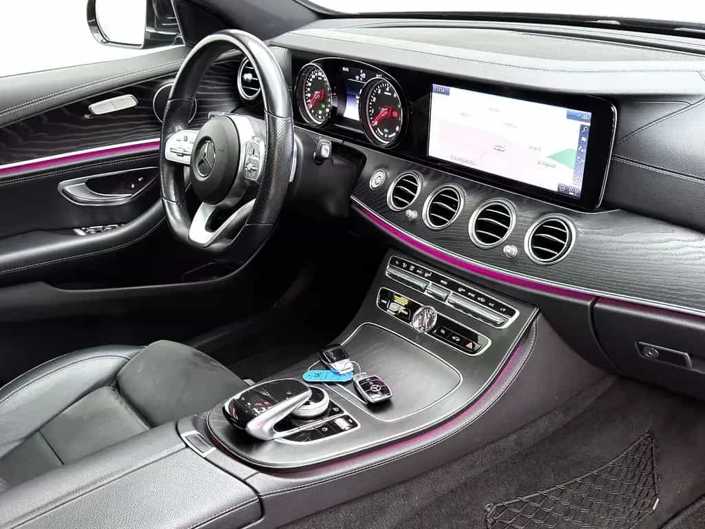 Mercedes-Benz E-Class 300 Limousine *AMG Line*Navi*LED* 02/2020-photo-7