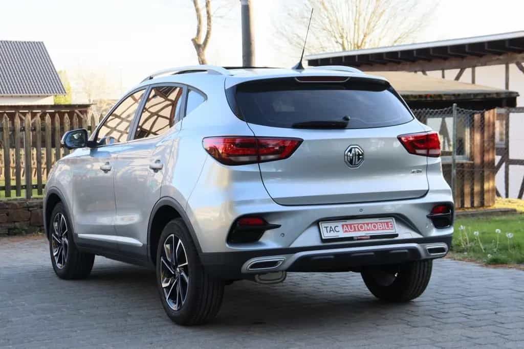 MG ZS Luxury LED*PANO*KEYLESS*360°*LEDER*Rote Nähte 06/2024-photo-2