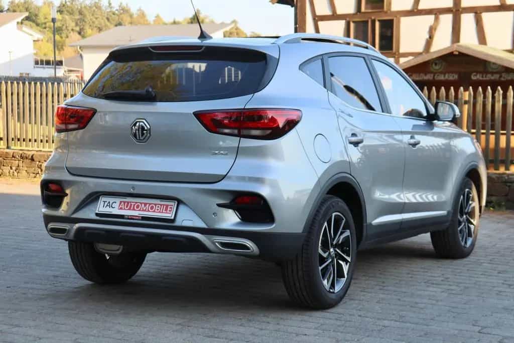MG ZS Luxury LED*PANO*KEYLESS*360°*LEDER*Rote Nähte 06/2024-photo-20