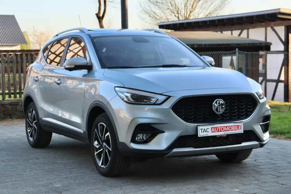 MG ZS Luxury LED*PANO*KEYLESS*360°*LEDER*Rote Nähte 06/2024-photo-30