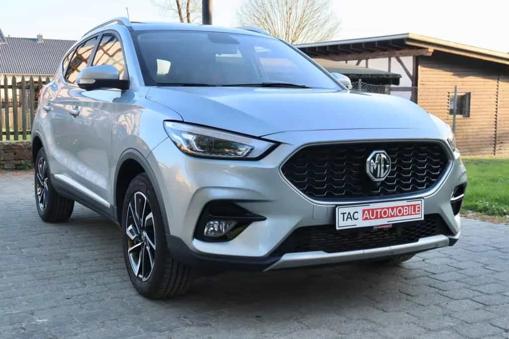 MG ZS Luxury LED*PANO*KEYLESS*360°*LEDER*Rote Nähte 06/2024-photo-31
