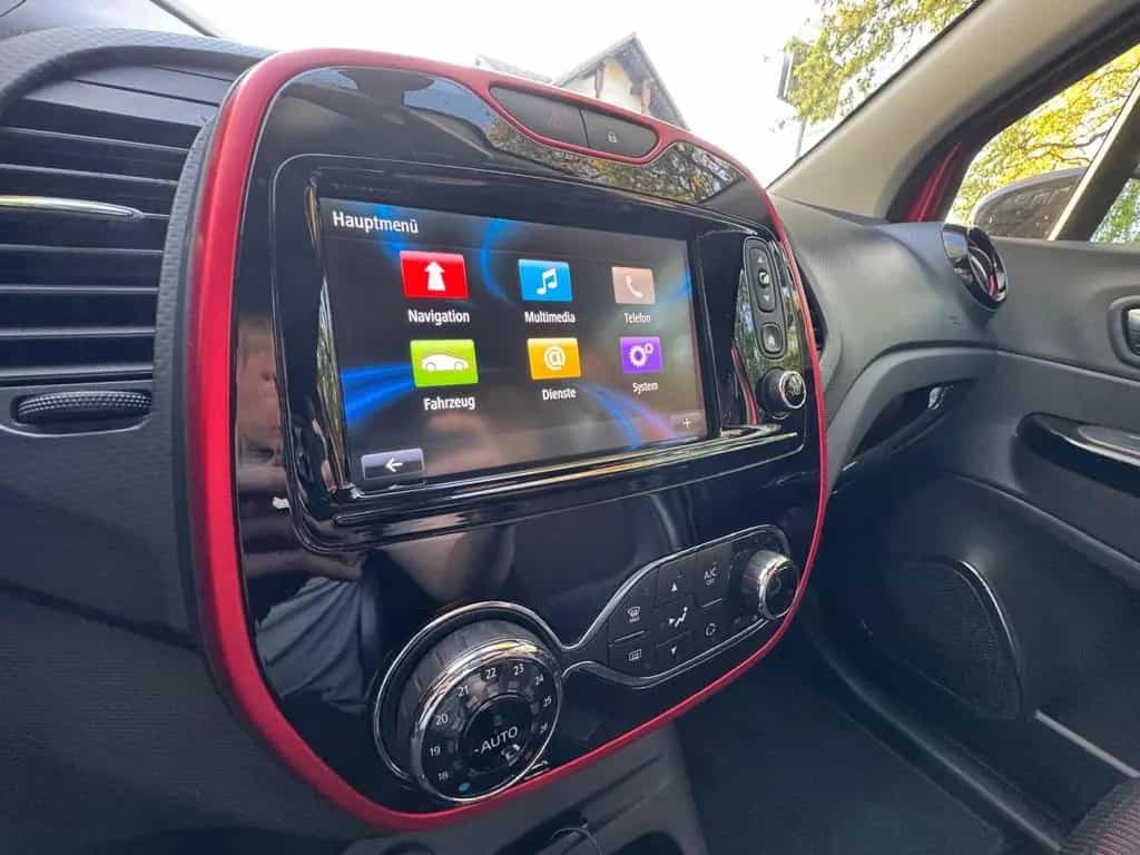 Renault Captur XMOD PDC/KAM/AUT/SHZ 1 Hand 03/2016-photo-11