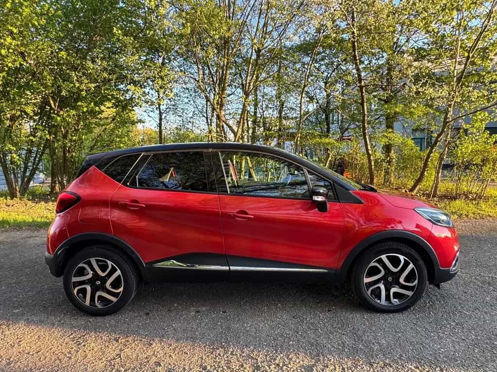 Renault Captur XMOD PDC/KAM/AUT/SHZ 1 Hand 03/2016-photo-2