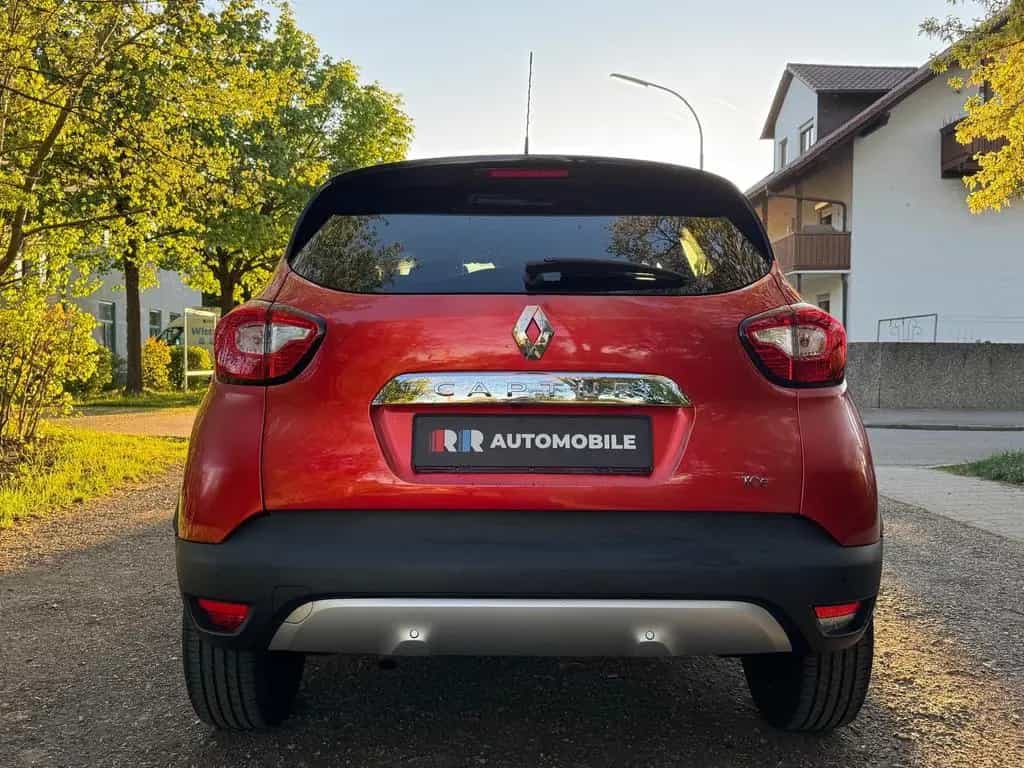 Renault Captur XMOD PDC/KAM/AUT/SHZ 1 Hand 03/2016-photo-4