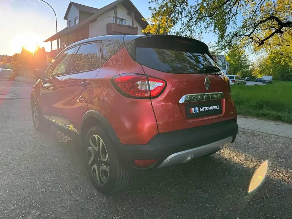 Renault Captur XMOD PDC/KAM/AUT/SHZ 1 Hand 03/2016-photo-5