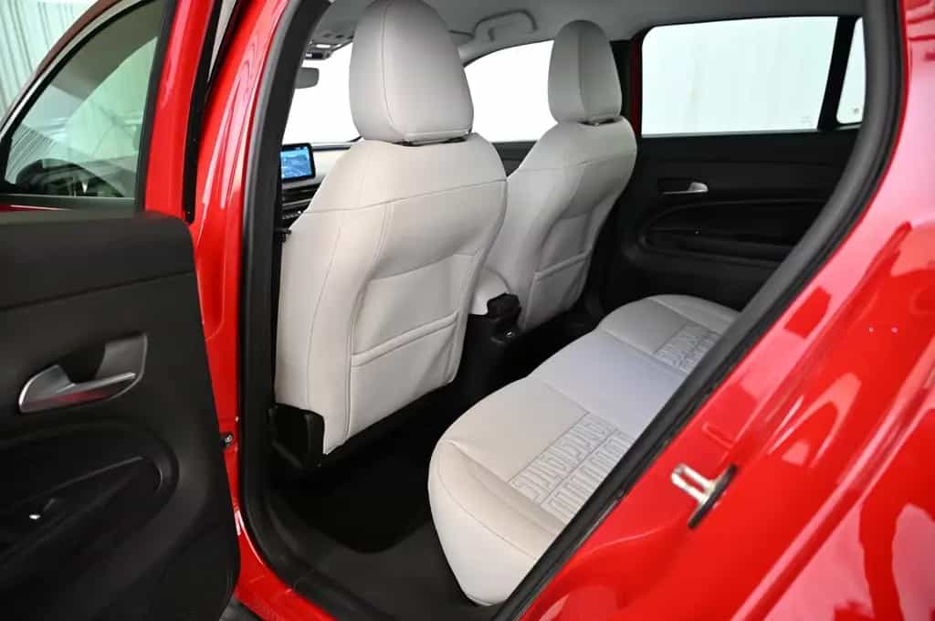 Fiat 600 1.2 Hybrid 101 DCT6 La Prima LED/NAVI/SHZ/18 02/2025-photo-24