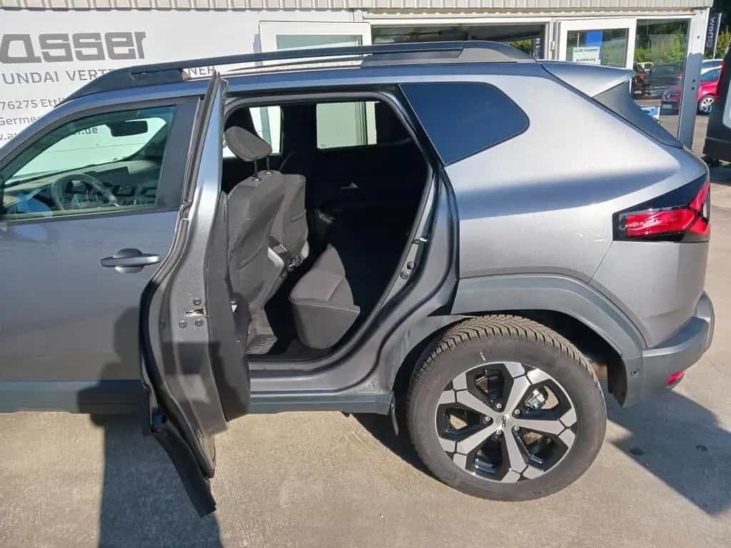 Dacia Duster Journey Mild-Hybrid TCe 130 Start&Stop MT 06/2024-photo-9