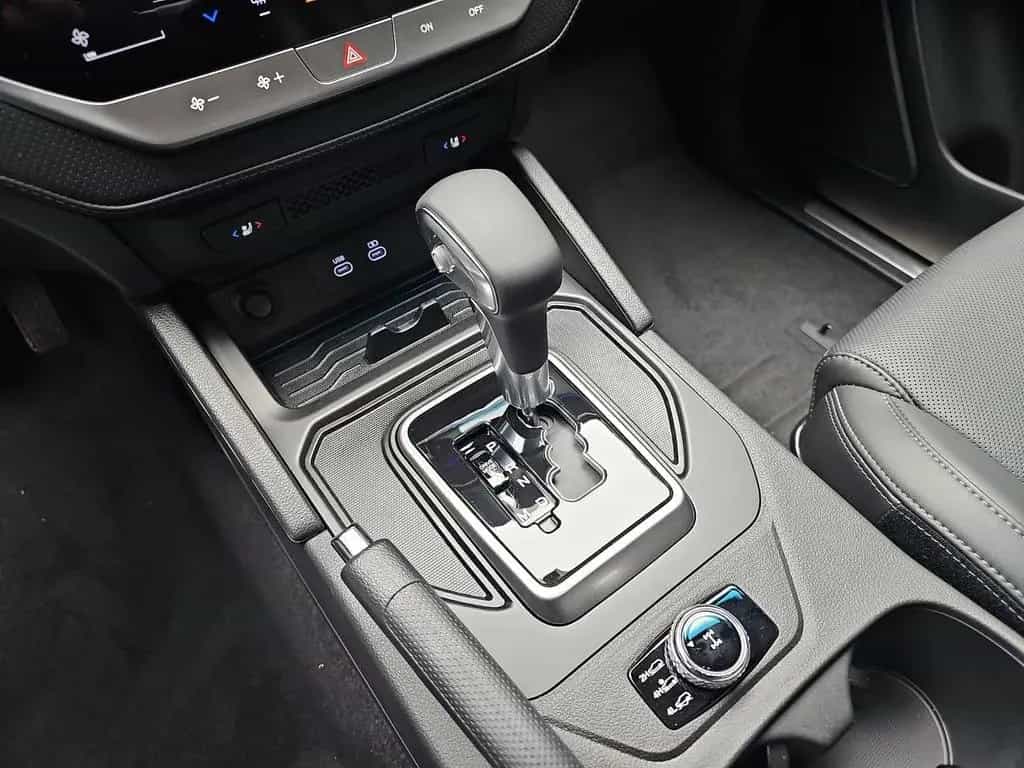 KGM Musso GRAND 2.2 DIESEL 4WD LUX AUTOMATIK ASSISTE 05/2026-photo-12