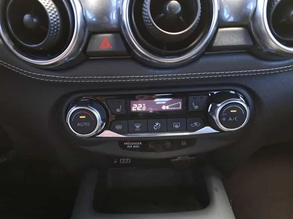 Nissan Juke 1.0 DIG-T N-CONNECTA LED GRA WINTER 09/2020-photo-10