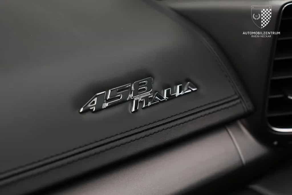 Ferrari 458 Italia Liftsystem/Carbon-LED/El. Sitze 03/2011-photo-20