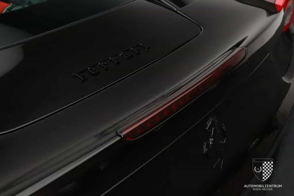 Ferrari 458 Italia Liftsystem/Carbon-LED/El. Sitze 03/2011-photo-26