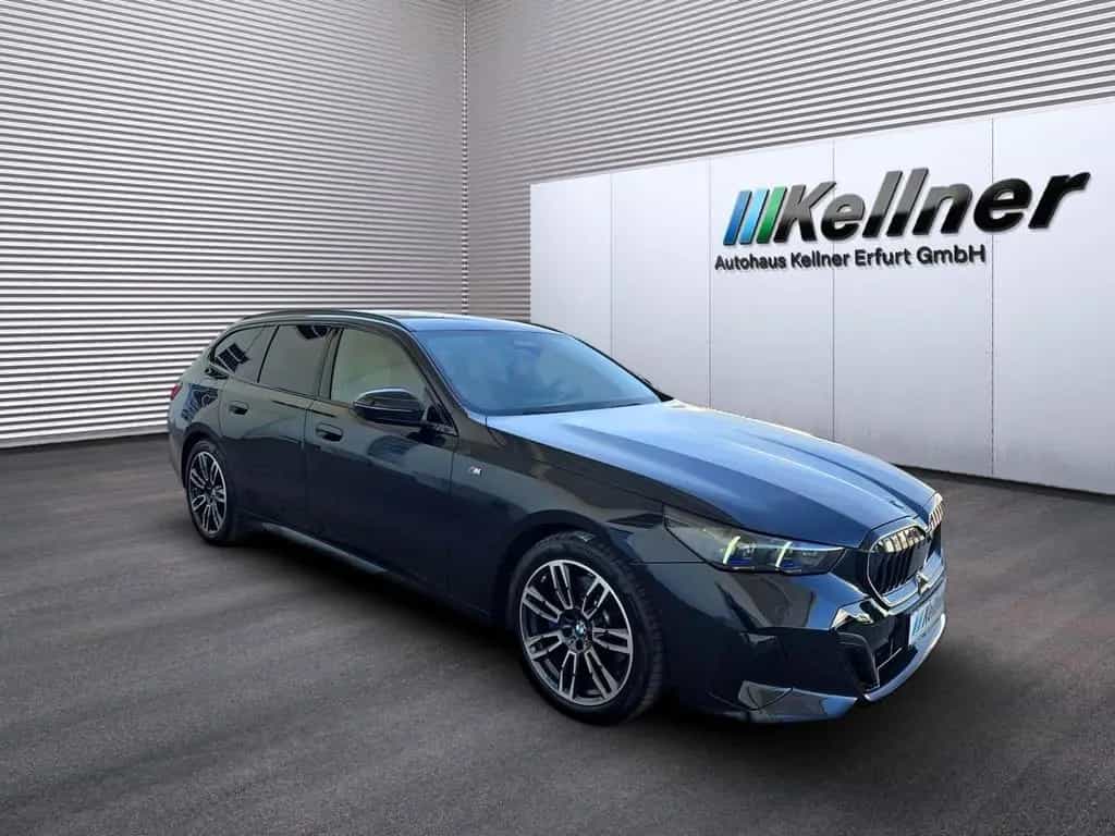 BMW 5 Series 520 d xDr. Tour. M Sport PRO Aut+AHK+B&W+LED+19Z 11/2024-photo-5