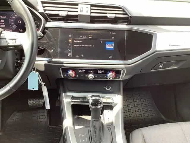 Audi Q3 35TFSI Basis LED Scheinwerfer, Smartphone Int 06/2019-photo-7