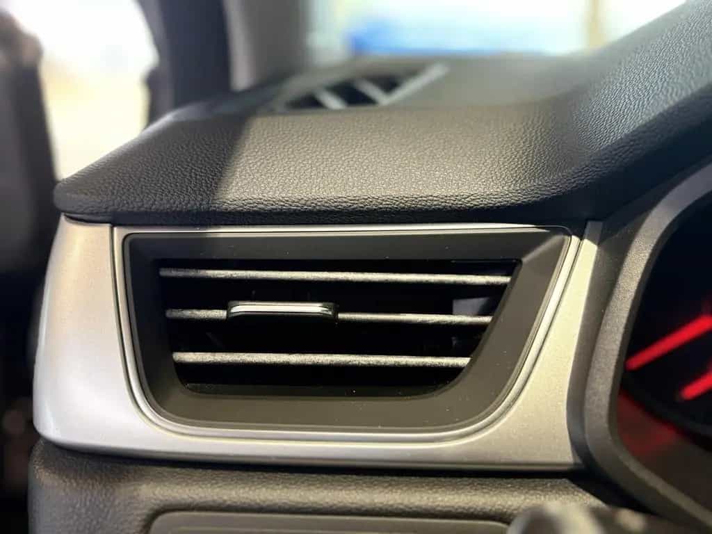 Renault Captur EXPERIENCE TCe 130 PS Automatik EDC 08/2020-photo-31