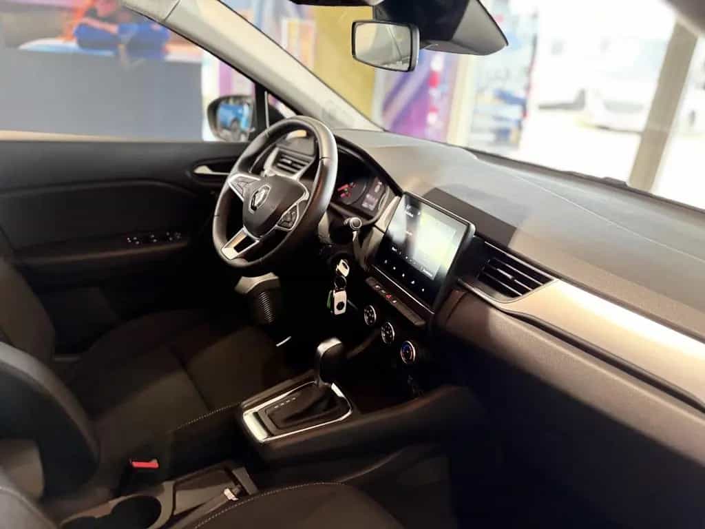Renault Captur EXPERIENCE TCe 130 PS Automatik EDC 08/2020-photo-4