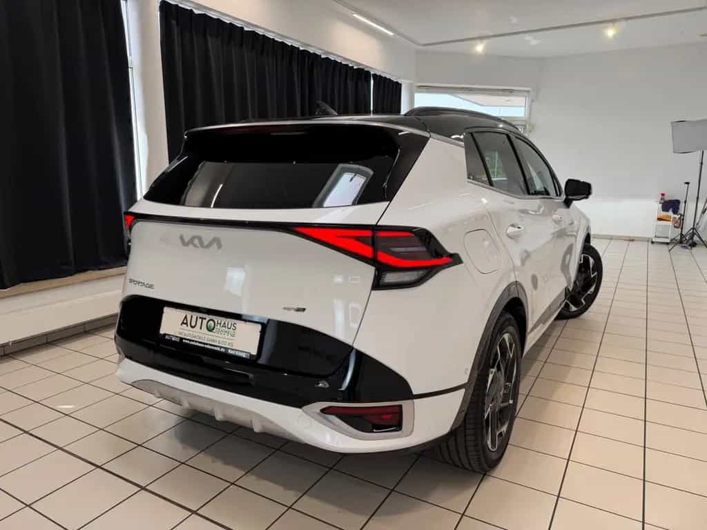 Kia Sportage 1.6 T-GDI Plug-in Hybrid GT-Line 08/2022-photo-3