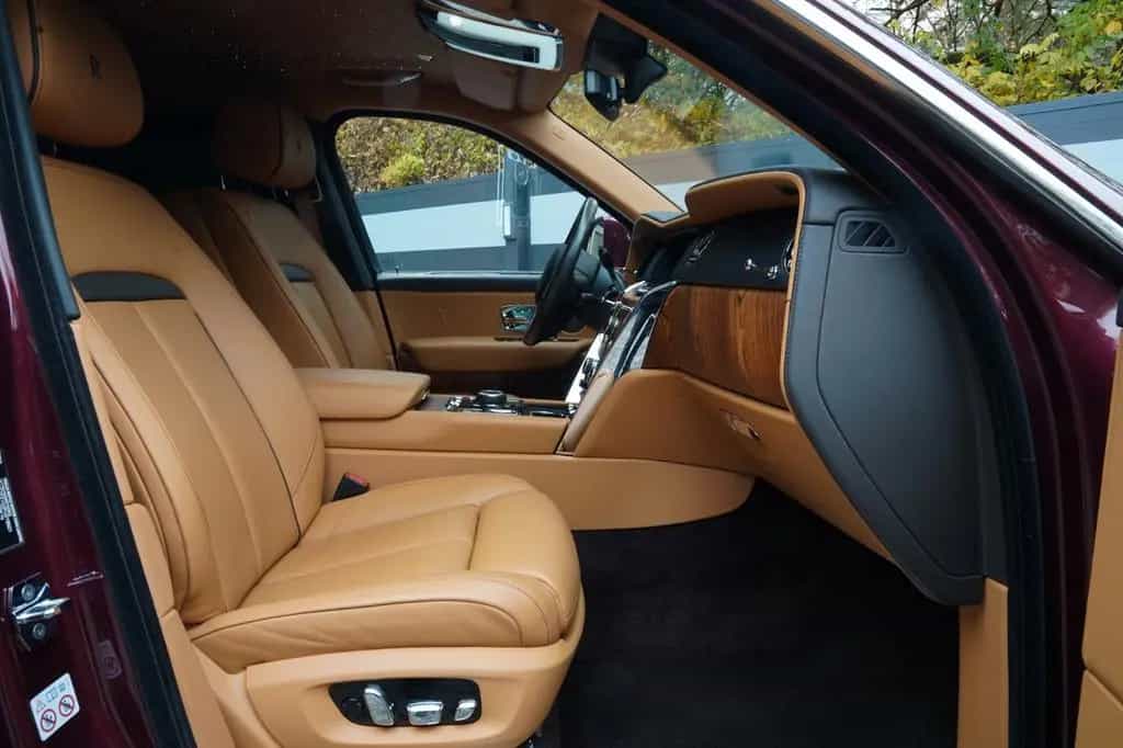 Rolls-Royce Cullinan 01/2023-photo-11