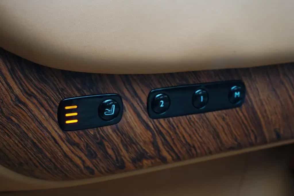 Rolls-Royce Cullinan 01/2023-photo-17