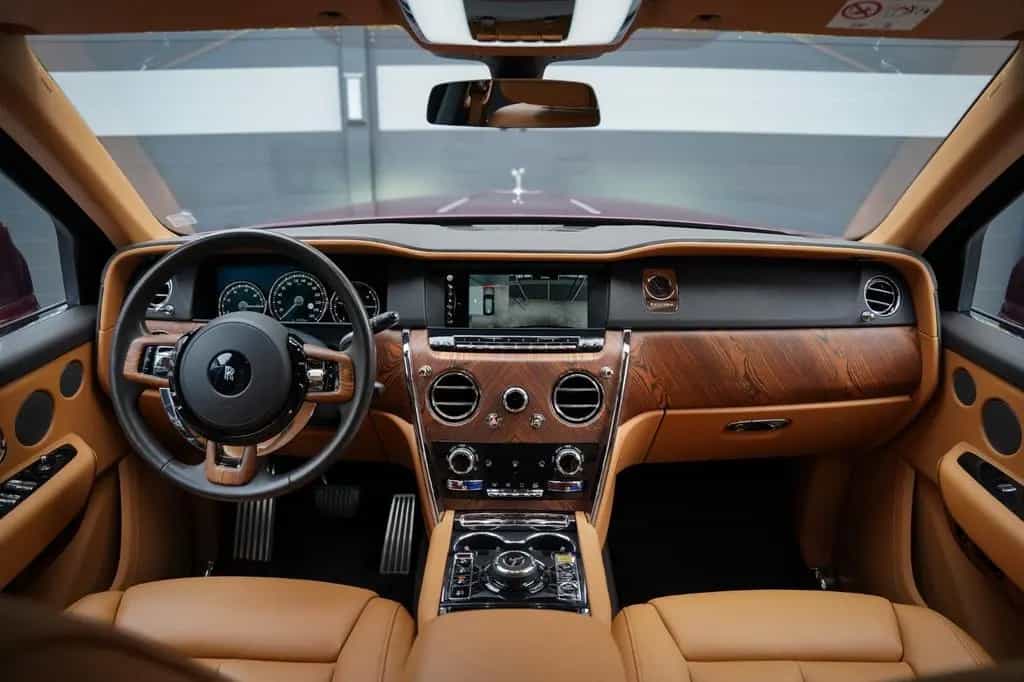 Rolls-Royce Cullinan 01/2023-photo-27