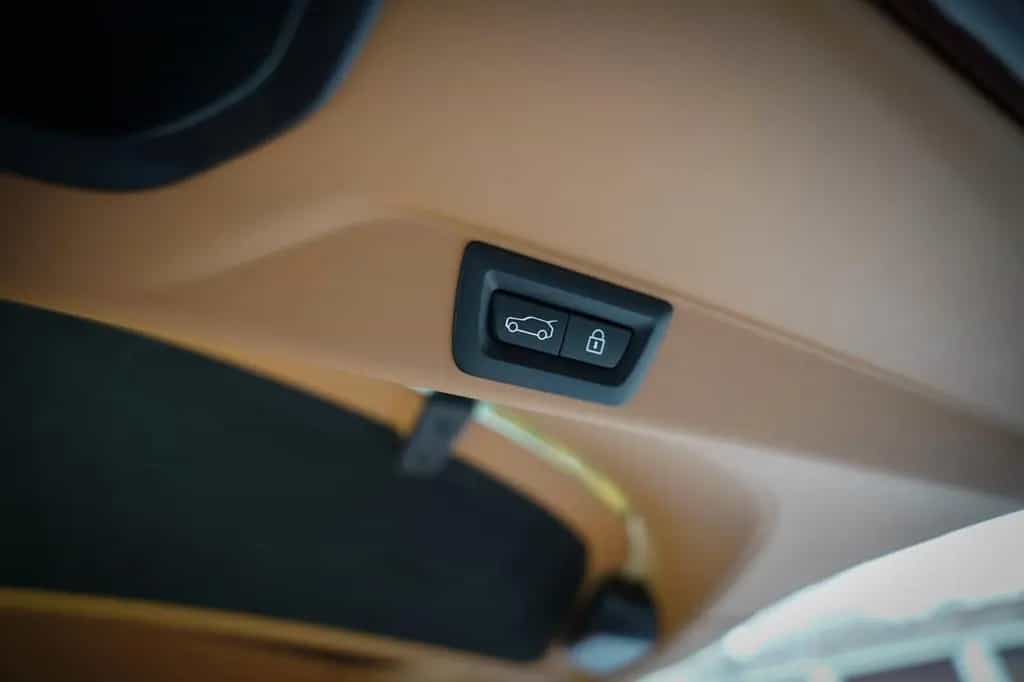 Rolls-Royce Cullinan 01/2023-photo-31