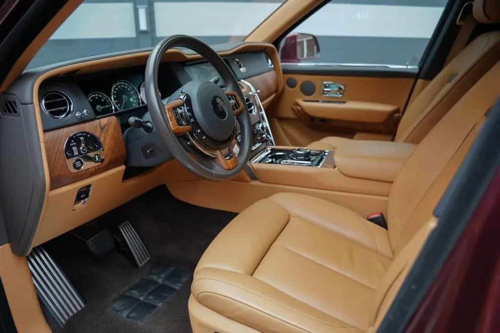 Rolls-Royce Cullinan 01/2023-photo-34