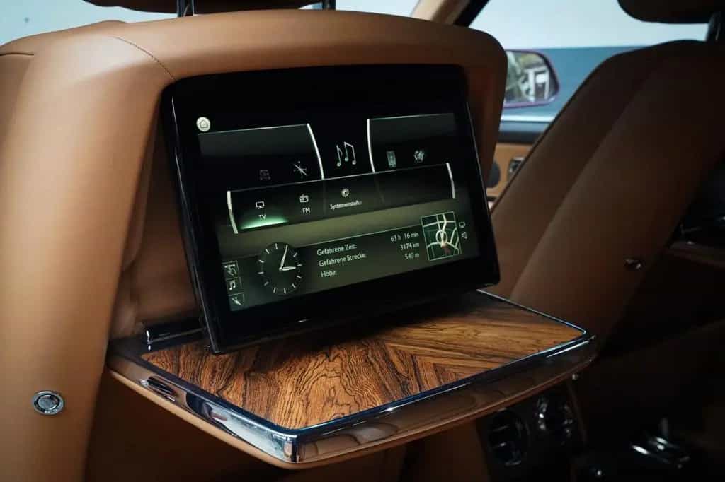 Rolls-Royce Cullinan 01/2023-photo-38