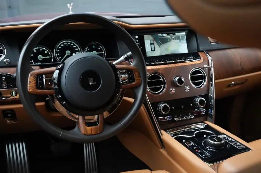 Rolls-Royce Cullinan 01/2023-photo-40