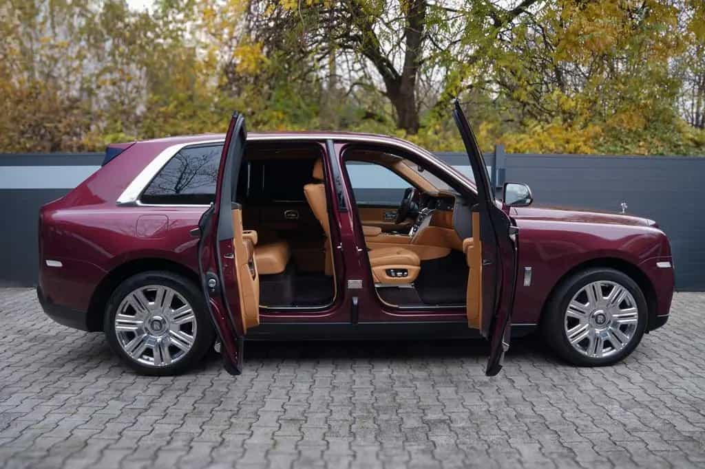 Rolls-Royce Cullinan 01/2023-photo-7