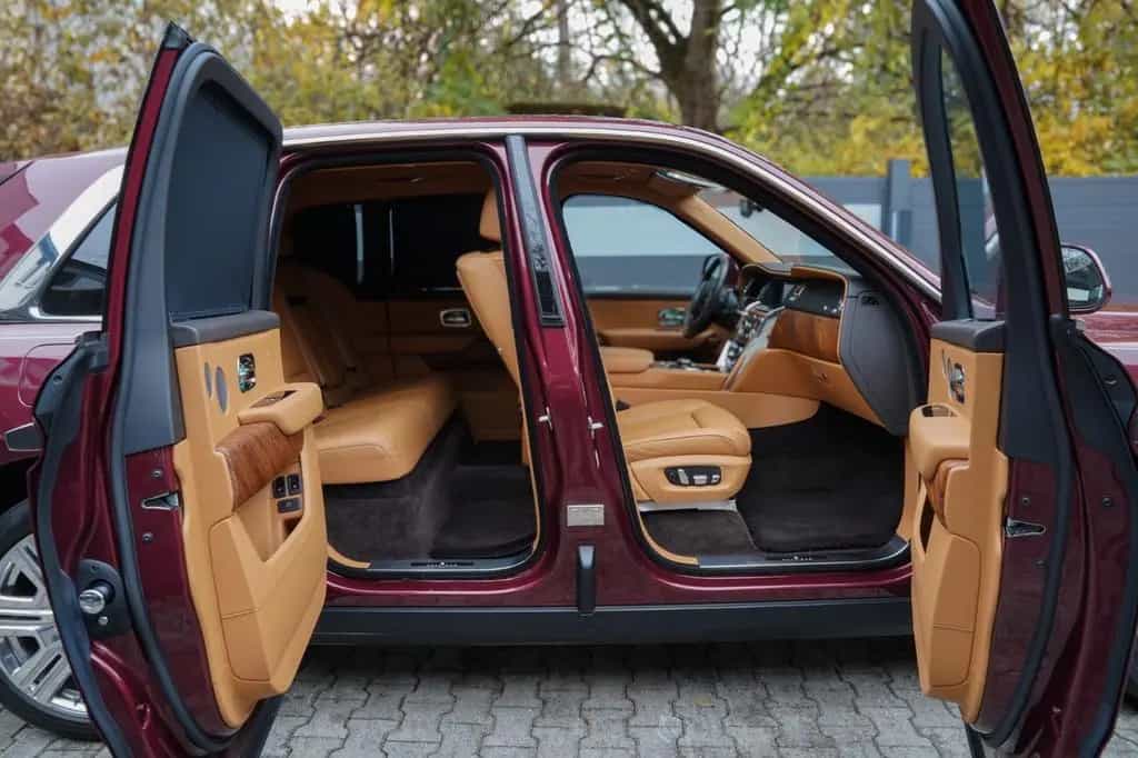 Rolls-Royce Cullinan 01/2023-photo-8