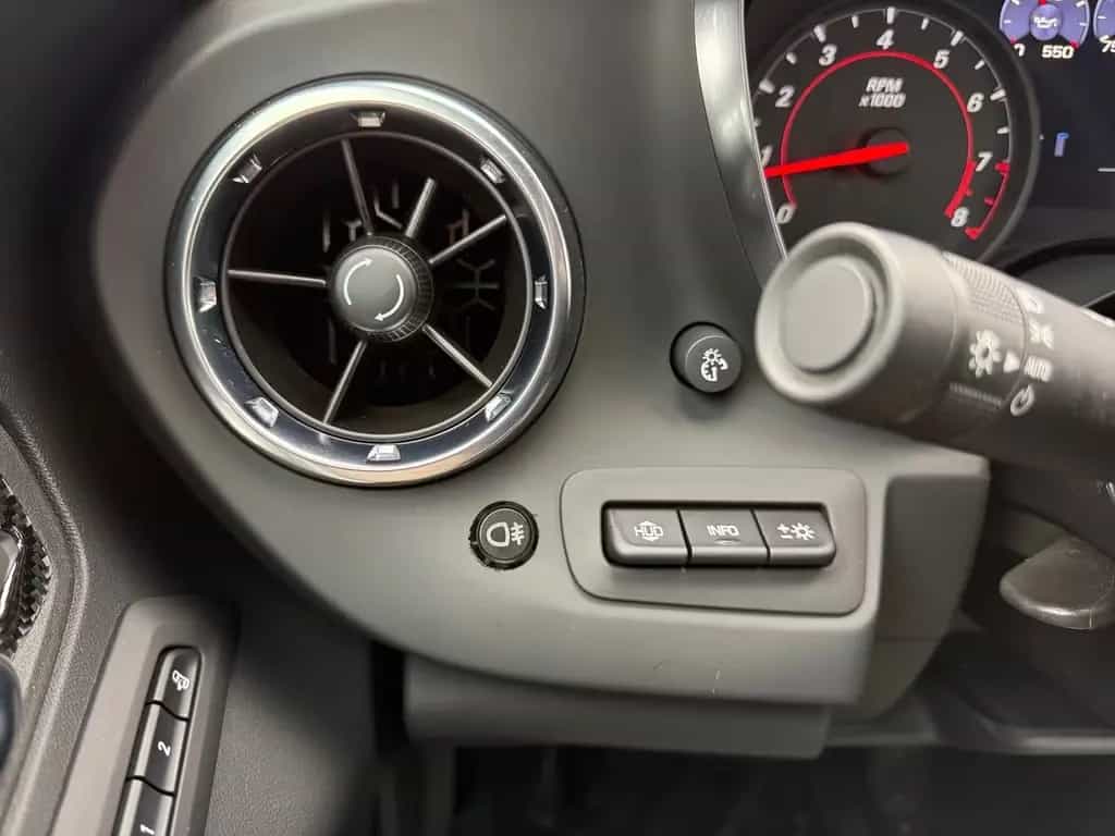Chevrolet Camaro 3.6 LED Navi Leder Kamera Totwinkel Bose 10/2023-photo-20