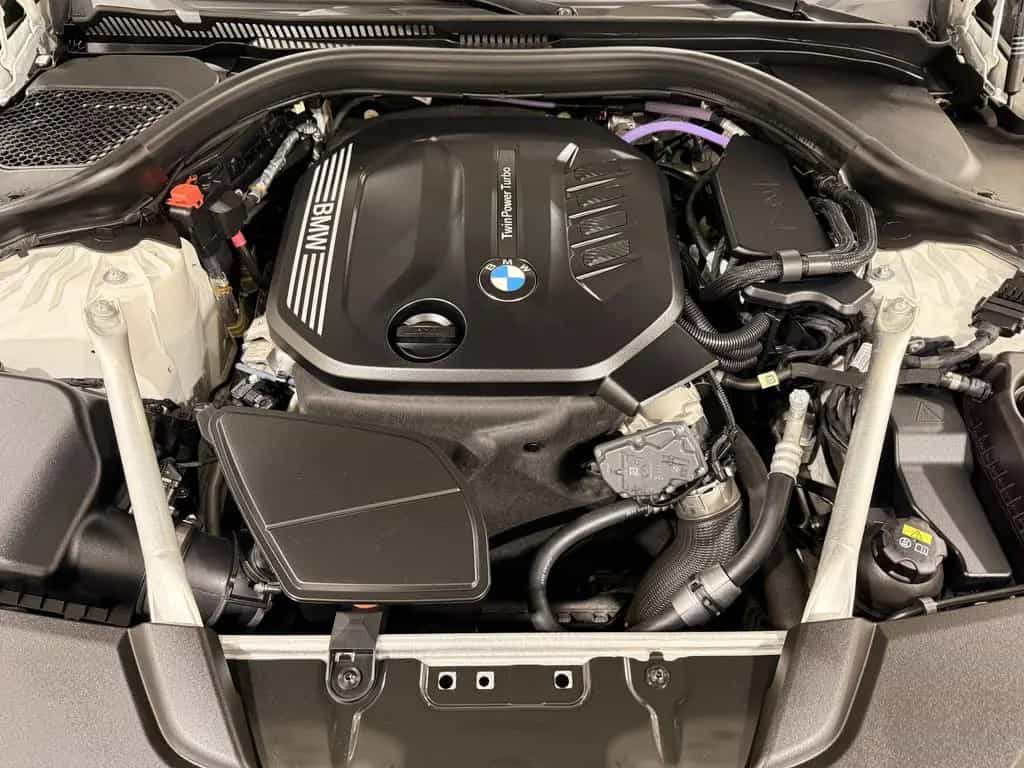 BMW 520 d Touring AHK ACC RFK HUD HK Laser 04/2021-photo-25