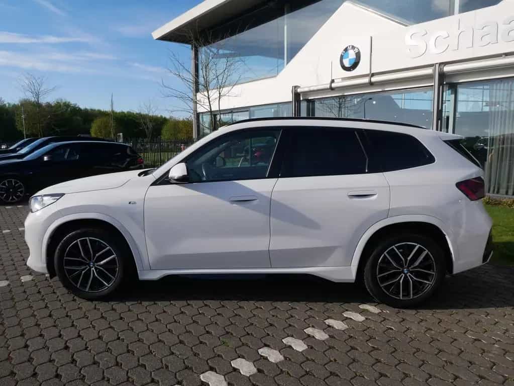 BMW X1 sDrive18d M-Sport 18°LMR A-LED AHK SHZ 06/2023-photo-1