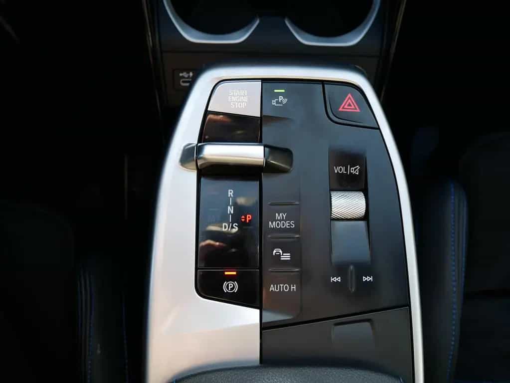 BMW X1 sDrive18d M-Sport 18°LMR A-LED AHK SHZ 06/2023-photo-18