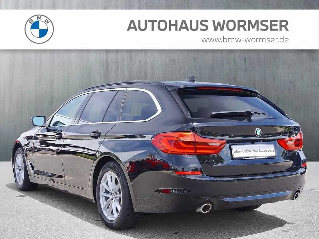 BMW 520 i Touring Parkassistent Klimaaut. Shz 10/2019-photo-1