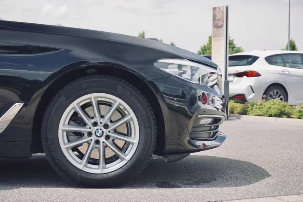 BMW 520 i Touring Parkassistent Klimaaut. Shz 10/2019-photo-12