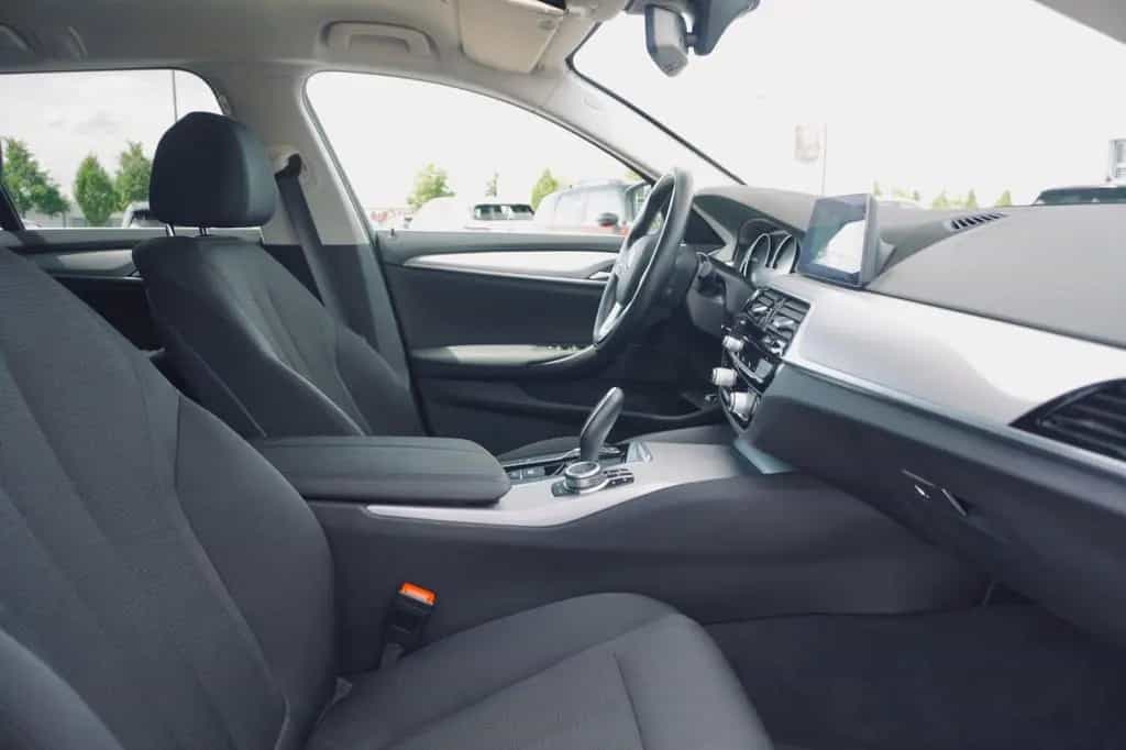 BMW 520 i Touring Parkassistent Klimaaut. Shz 10/2019-photo-24