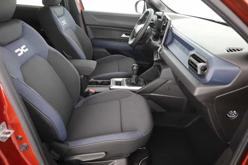 Dacia Duster mHEV 130 LED Navi 360° Tempomat 11/2025-photo-23