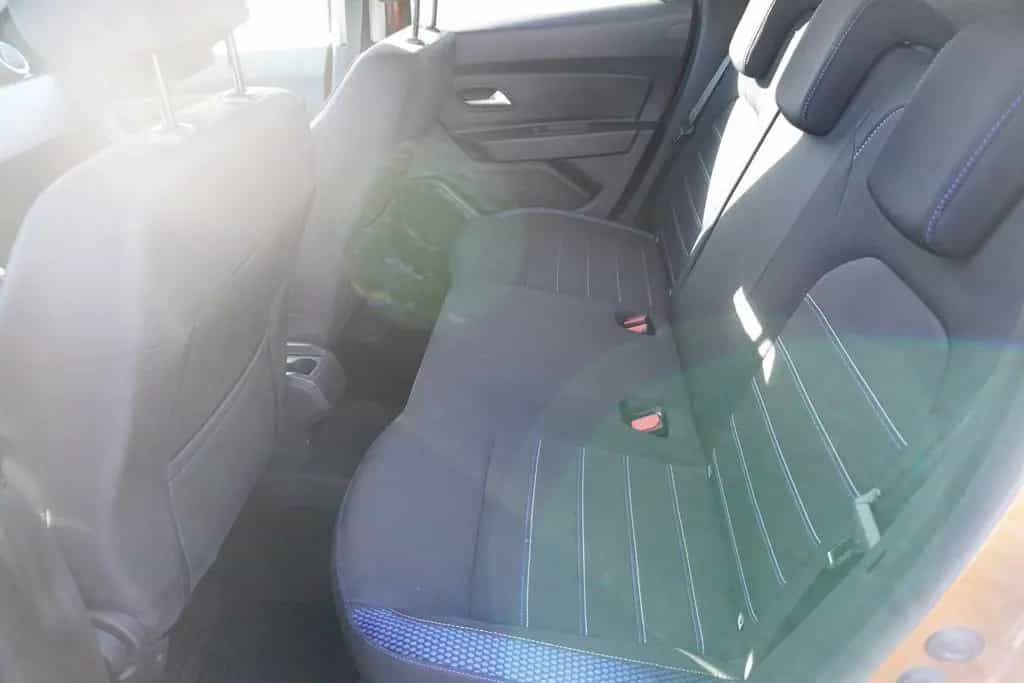 Dacia Duster II 1.3 TCE Celebration Navi 360° AHK PDC 12/2020-photo-11