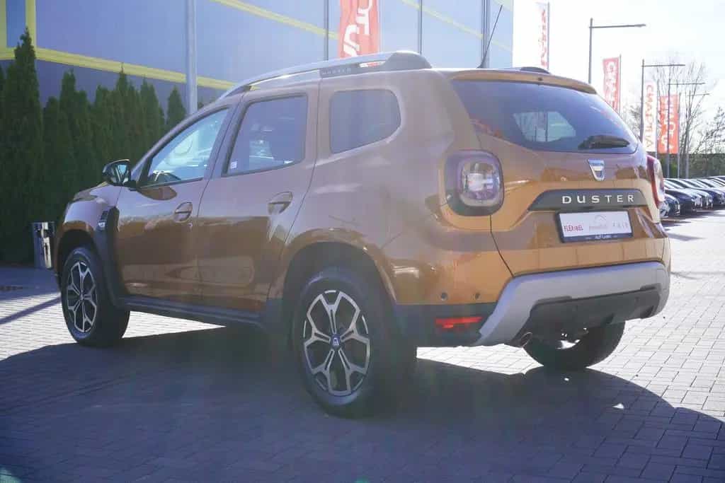 Dacia Duster II 1.3 TCE Celebration Navi 360° AHK PDC 12/2020-photo-2