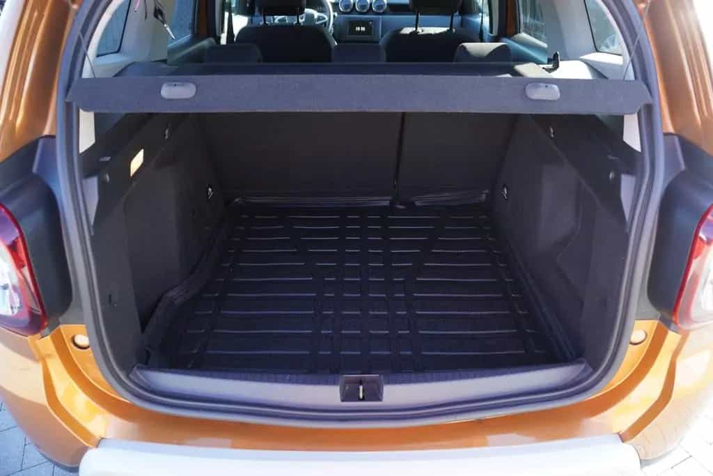 Dacia Duster II 1.3 TCE Celebration Navi 360° AHK PDC 12/2020-photo-31