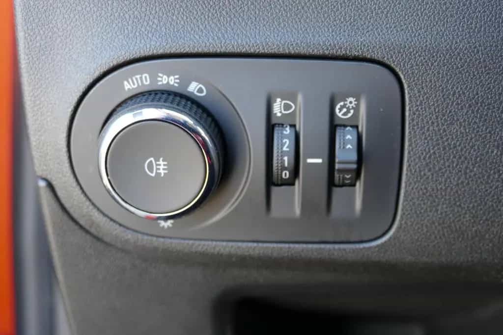 Opel Crossland 1.2 Edition 360° Lenkradheizung USB 09/2021-photo-19