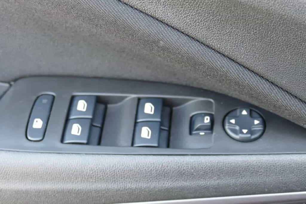 Opel Crossland 1.2 Edition 360° Lenkradheizung USB 09/2021-photo-20